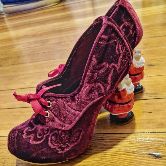 irregular choice santa